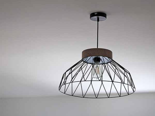 Trattamenti-riflettenti-alluminio-per-illuminazione